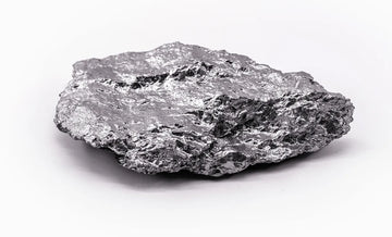 What is molybdenum? How does the molybdenum content in kitchen knives affect their performance