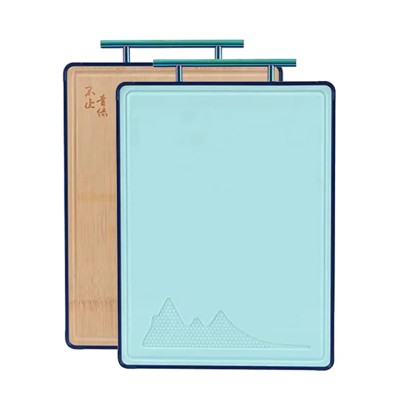 Double-sided bamboo and PP cutting board with anti-spill groove and garlic grinder, ideal for meat and vegetables. Features ergonomic handle design.
